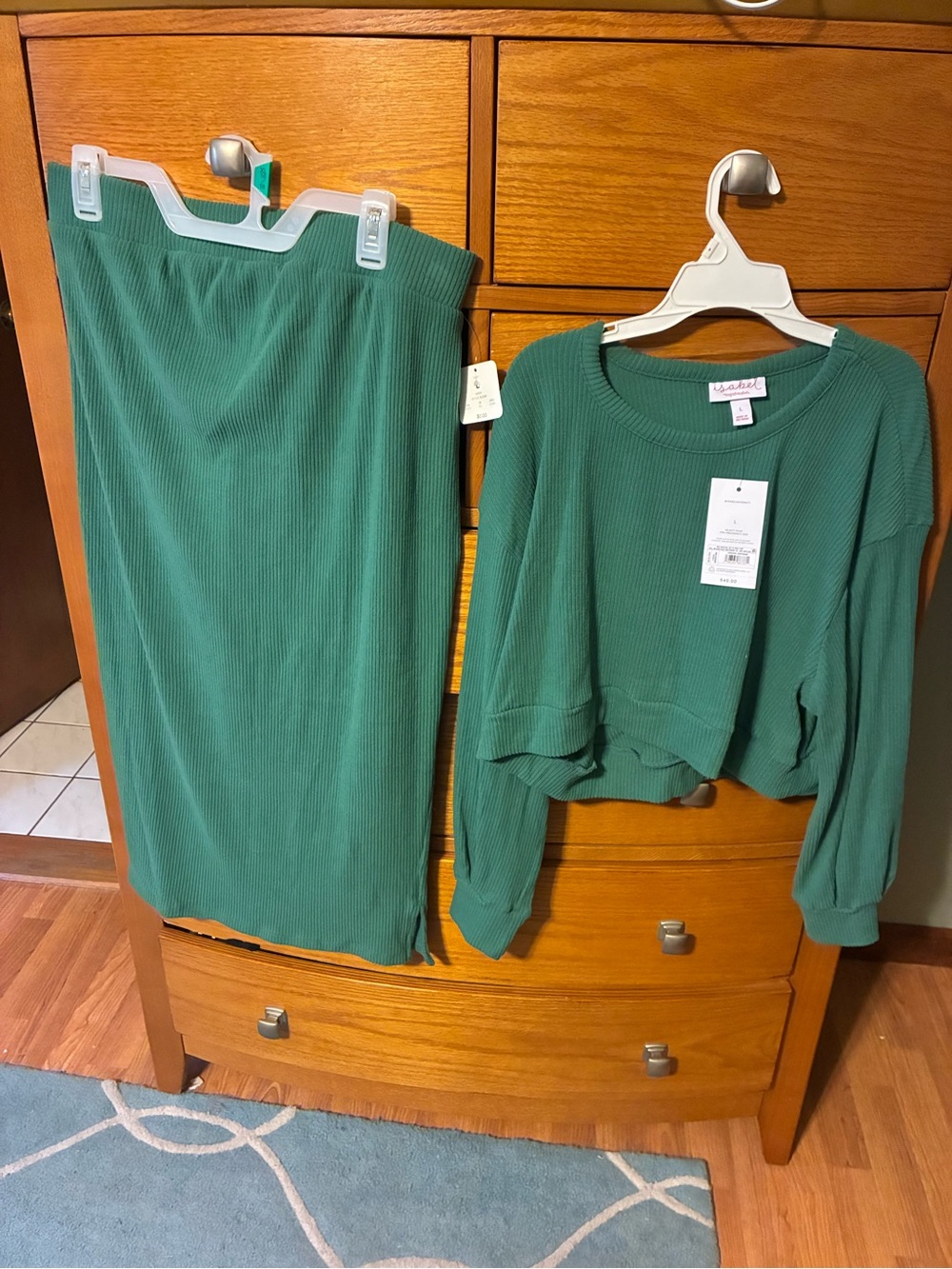 Isabel Maternity Green Ribbed Sweater Set - Cropped Top & Maxi Skirt